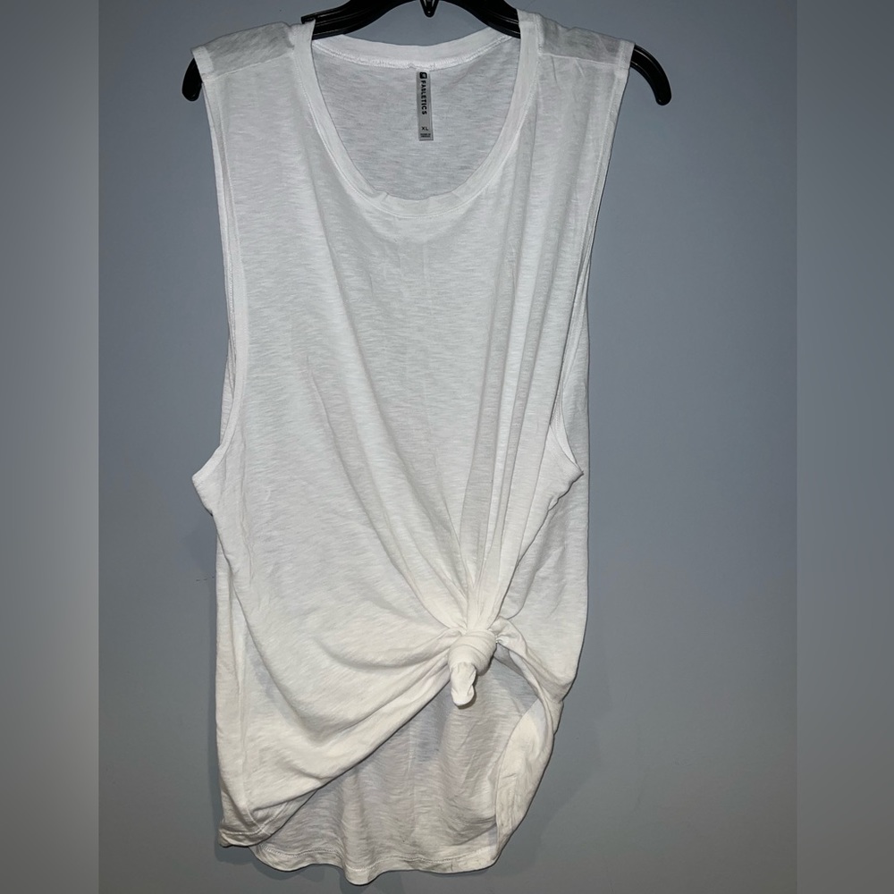 Ladies Fabletics lightweight tank